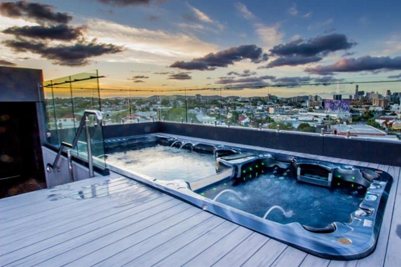 Eastwood Apartments Брисбен Экстерьер фото Rooftop spa