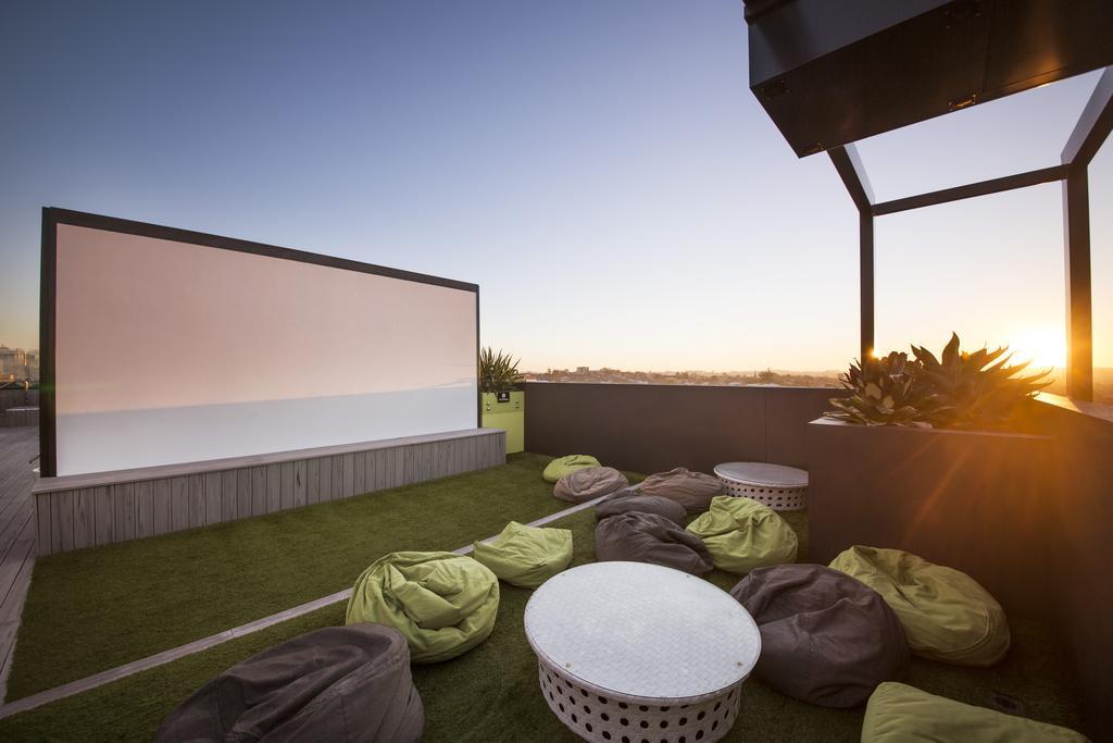 Eastwood Apartments Брисбен Экстерьер фото Rooftop cinema at the University of Western Australia