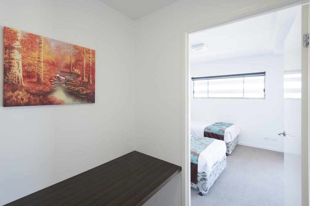Eastwood Apartments Брисбен Экстерьер фото A bedroom at the new facility