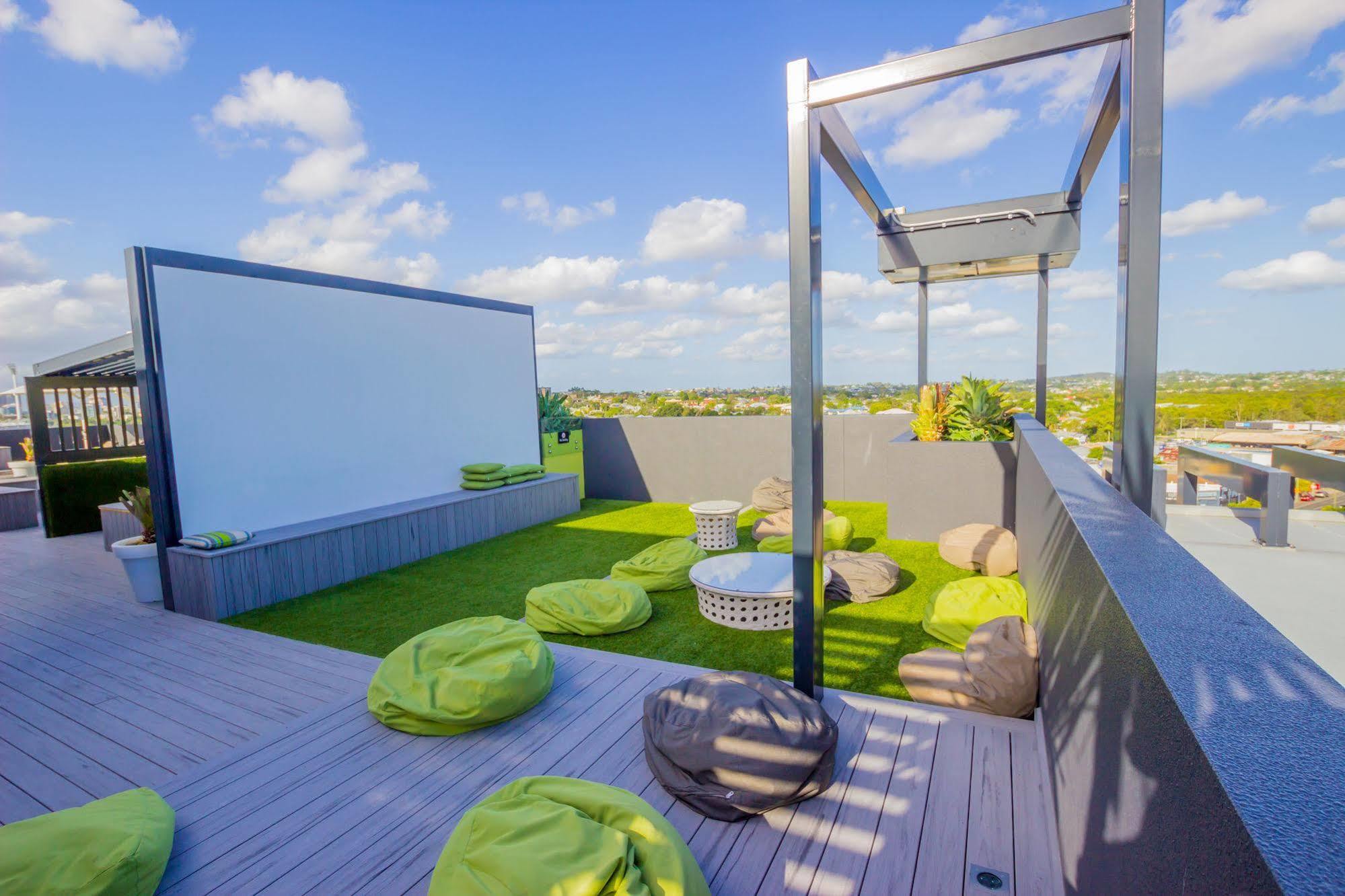 Eastwood Apartments Брисбен Экстерьер фото Rooftop garden